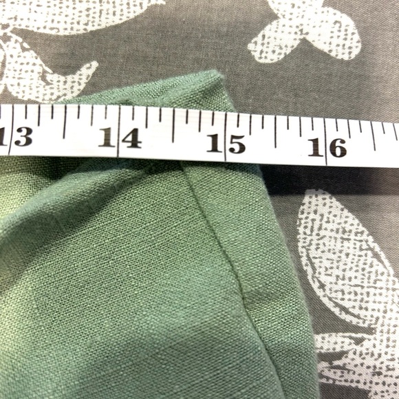 💦”Blue Rain” NWT Elegant Sage Green Wrap Detail Zip Back Mini Skirt💧 - Picture 7 of 11